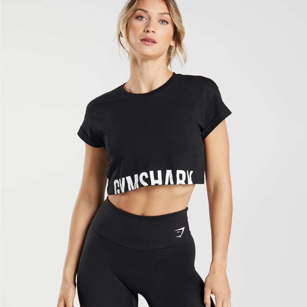 lot of two gymshark fraction crop tops